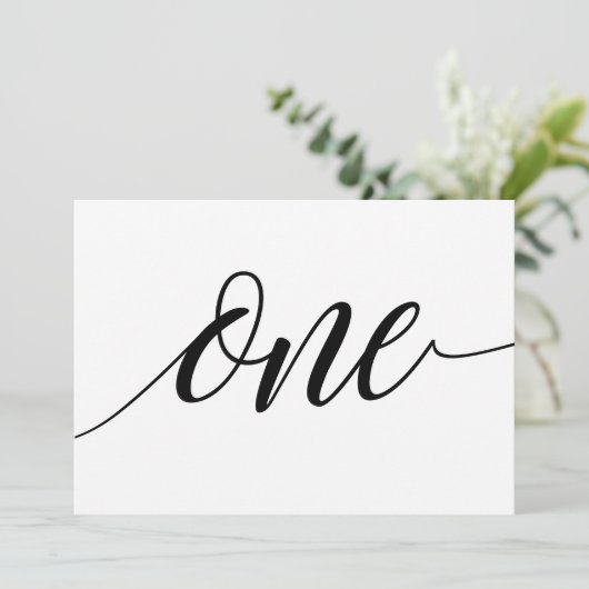 Numéros de table de mariage - Typographie Luxe - N (Debout devant)