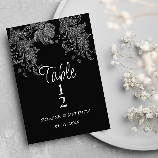 Numéros de table en dentelle florale noir et blanc