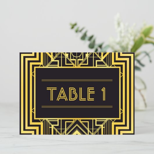 Numéros de table géométriques noir et or (Debout devant)