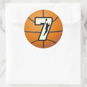 Nummer 7 Basketball en Player Ronde Sticker (Tas)
