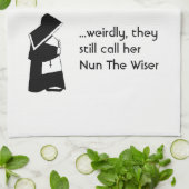 Nun grapje - schone humor, katholieke vlinder theedoek (Gevouwen)