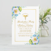 Nurse Blue Floral Grad Party Invitation - Photo Re (Debout devant)