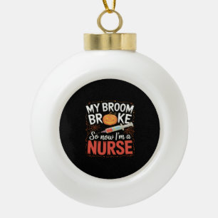 Nurse Funny Halloween Nursing Essential T-shirt Keramische Bal Ornament