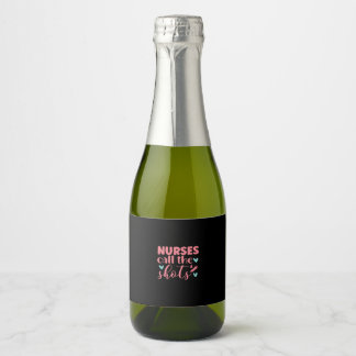 Nurse Gift | Nurse Call The Shots Sparkling Wijnetiket