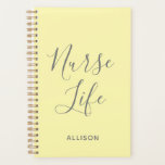 Nurse Life Médicale Jaune Script personnalisé<br><div class="desc">Suivez votre horaire chargé en style avec ce planificateur Médicale de script jaune Nurse Life personnalisé. Il s'agit d'un design moderne avec le texte "infirmière life" en gros gris tendance écriture lettrée centré sur l'avant du planificateur personnalisable jaune pastel. Le nom se trouve sur le devant inférieur. Cliquez sur l'option...</div>