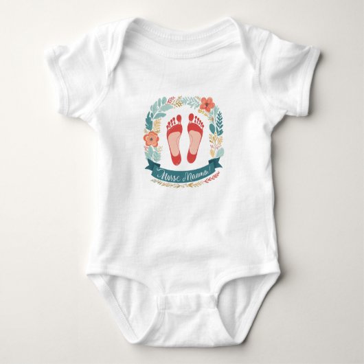 Nurse Mamma with Baby Footprints and Floral Frame Romper (Voorkant)
