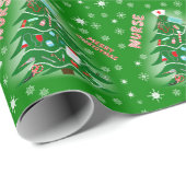 Nurse Merry Christmas Tree Groene Achtergrond Cadeaupapier (Rol Hoek)