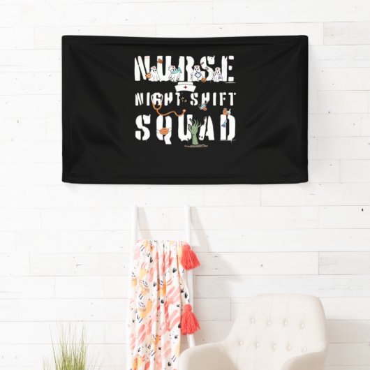 Nurse Night Shift Halloween Squad Classic T-shirt Spandoek (Insitu)