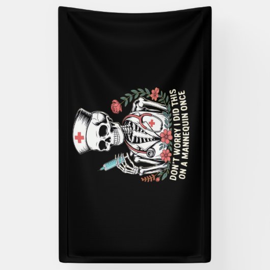 Nurse Skeleton Joke Humor Halloween Essential T-SH Spandoek (Verticaal)