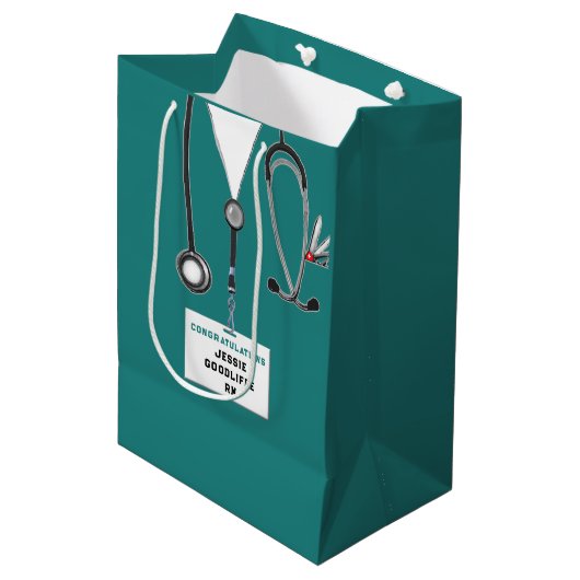 Nursing School Afstudeerder Medium Gift Bag Medium Cadeauzakje (Voorkant Gekanteld)
