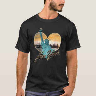 NYC New York City Skyline Souvenir Statue of Liber T-shirt