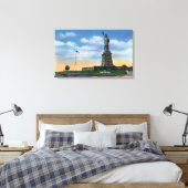 NYC, New YorkView of the Statue of Liberty Canvas Afdruk (Insitu (Slaapkamer))