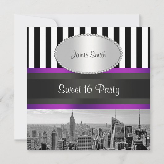 NYC Skyline BW Blk Wht Strp Purpl P Sweet 16 Party Kaart (Voorkant)