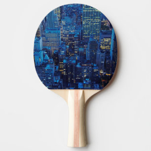 NYC Skyline, uitzicht met hoge hoek bij schemering Tafeltennisbatje
