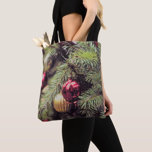 O kerstboom draagtas (Dichtbij)