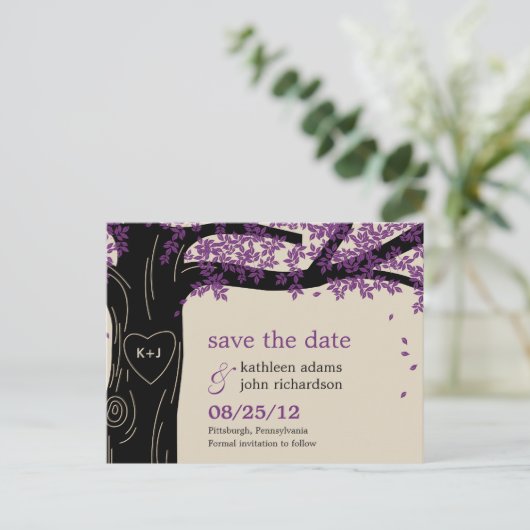 Oak Tree Mariage violet Enregistrer La Date Carte  (Debout devant)