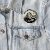 Obama 2012 Noir Button (In situ)