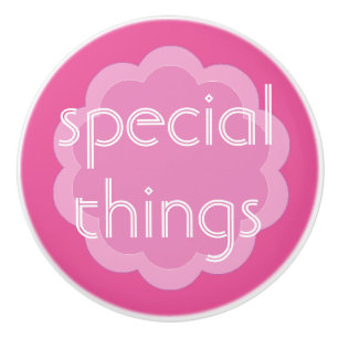 objets spéciaux organisation bouton de fleur rose