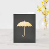 Obtenez une carte de bien avec un parapluie jaune (Fleur jaune)