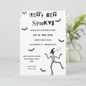 Obtenons une invitation Éffrayante pour la fête du (Debout devant)