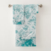 Ocean Blue Waves Bad Handdoek (Insitu)