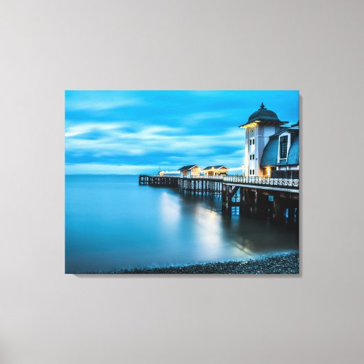 Ocean Pier Lights – Tranquil Evening Reflections Canvas Afdruk (Voorkant)