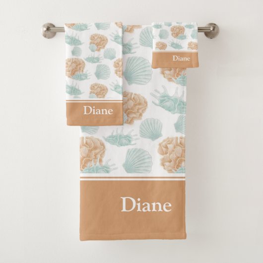 Ocean Seashell Pattern met naam Bad Handdoek (Insitu)
