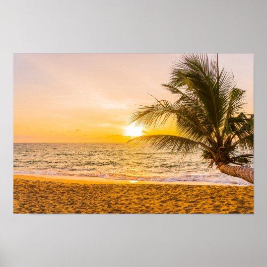 Ocean Waves Palm op Beach Poster (Voorkant)