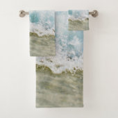 Ocean Waves Splashing in Shore Bad Handdoek (Insitu)