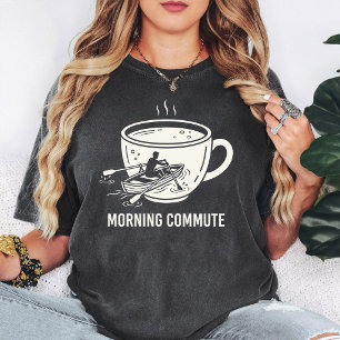 Ochtend Pendel Koffie Boot Rojen Design T-shirt