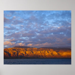 Ochtendlicht begroet de Sierra de la Giganta Poster