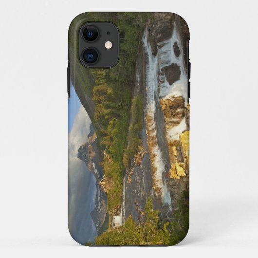 Ochtendlicht begroet Swiftcurrent Falls in de Case-Mate iPhone Case (Achterkant)