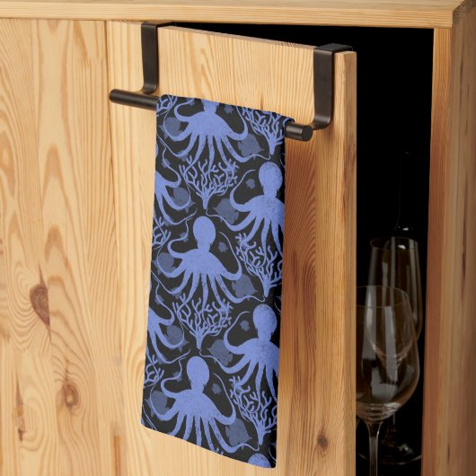 Octopus (dark background) theedoek (Derde Gevouwen)