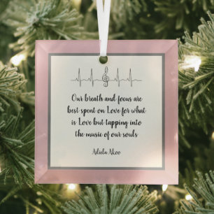 Ode aan Liefde Ornament van Dichteres Adiela Akoo