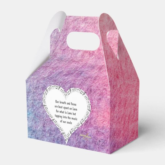 Ode aan liefdegunstdozen door dichteres Adiela Ako Bedankdoosjes (Achterkant)