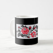 Oekraïense Mok Vyshyvanka Embroidery Red Roses (Voorkant links)