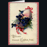 Oeuf vintage de Pâques avec Violettes<br><div class="desc">Carte postale victorienne pour Pâques avec un oeuf illustré aux violettes violettes et ruban rose.</div>