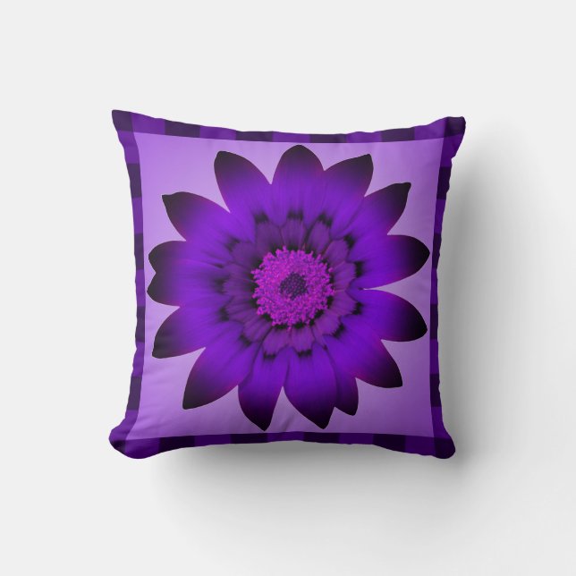 Oeuvre aux fleurs violettes - Coussin (Recto)