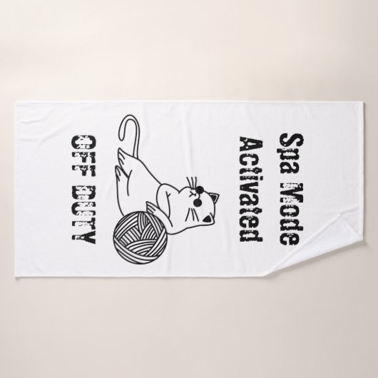 Off Duty Lazy Cat. Funny Spa Mode Activated (Serviette de bain)
