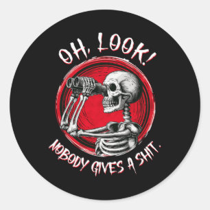 Oh kijk, niemand geeft een grappig Halloween kostu Ronde Sticker