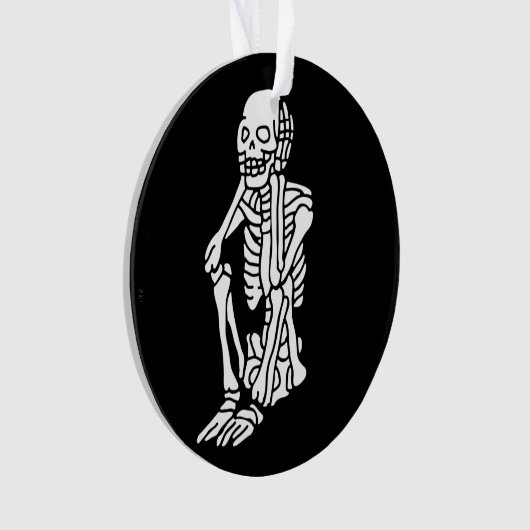 Oh mon squelette repose sa tête sur un (devant)