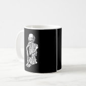 Oh My Skeleton op een Koffiemok (Voorkant links)