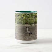 Oiseau Dans La Mug De Café À Deux Tons De Sable (Centre)