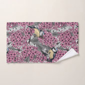 Oiseaux dans le jardin lilas rose (Serviette à main)