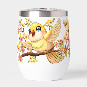 Oiseaux mignons et heureux parmi les fleurs du pri
