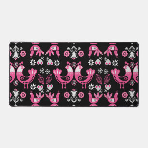 Oiseaux roses et blancs du folklore scandinave