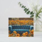 Old Blue Couch in Sunflowers Briefkaart (Staand voorkant)