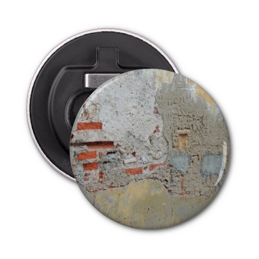 Old Brick Wall Button Flesopener (Voorkant)