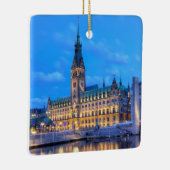 Old City Hall on Rathausmarkt in Hamburg, Duitslan Keramisch Ornament (Rechts)
