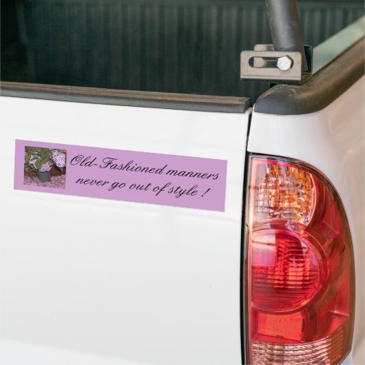 Old-Fashioned Lilacs, Old-Fashioned manieren . Bumpersticker (Op Truck)